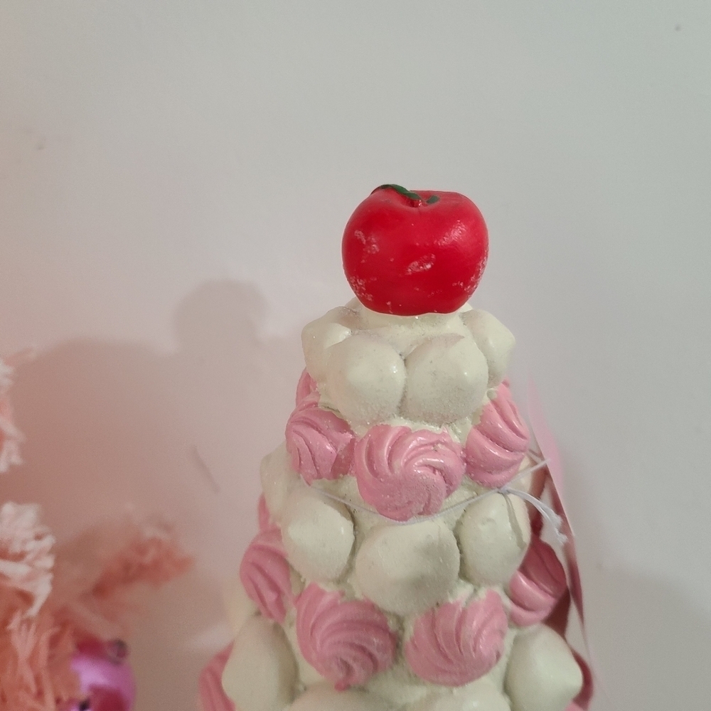 15" MARTHA STEWART Pink White Christmas Tree Cake w Cherry Pedestal Decor NEW - Picture 3 of 7